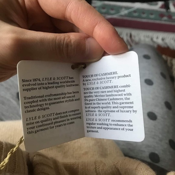 Vintage Lyle & Scott Sweater - Picture 2 of 2